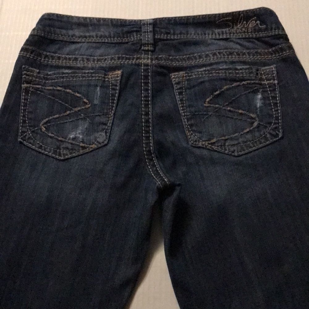SILVER JEANS Aiko Ripped Denim CAPRI Womens 28 (30) Bermuda Skimmer Crop Jeans‎